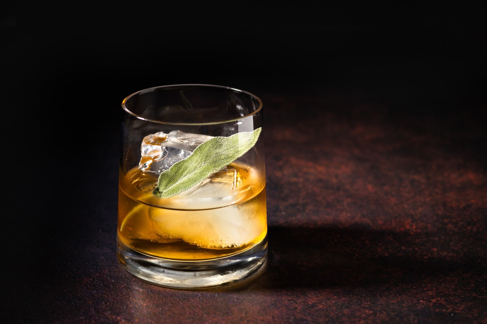 OCR-L-Cocktails-1205-Bush_1088396437.jpg