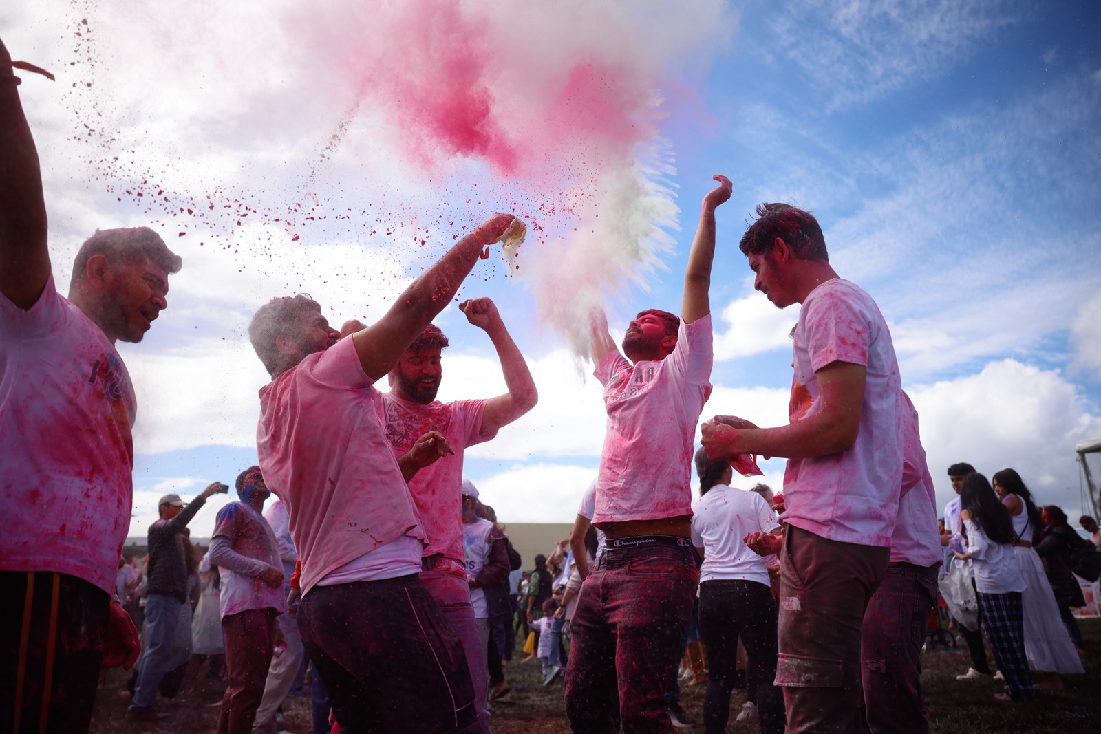 0324_NWS_SJM-L-HOLI-0325-1_1076615010.jpg