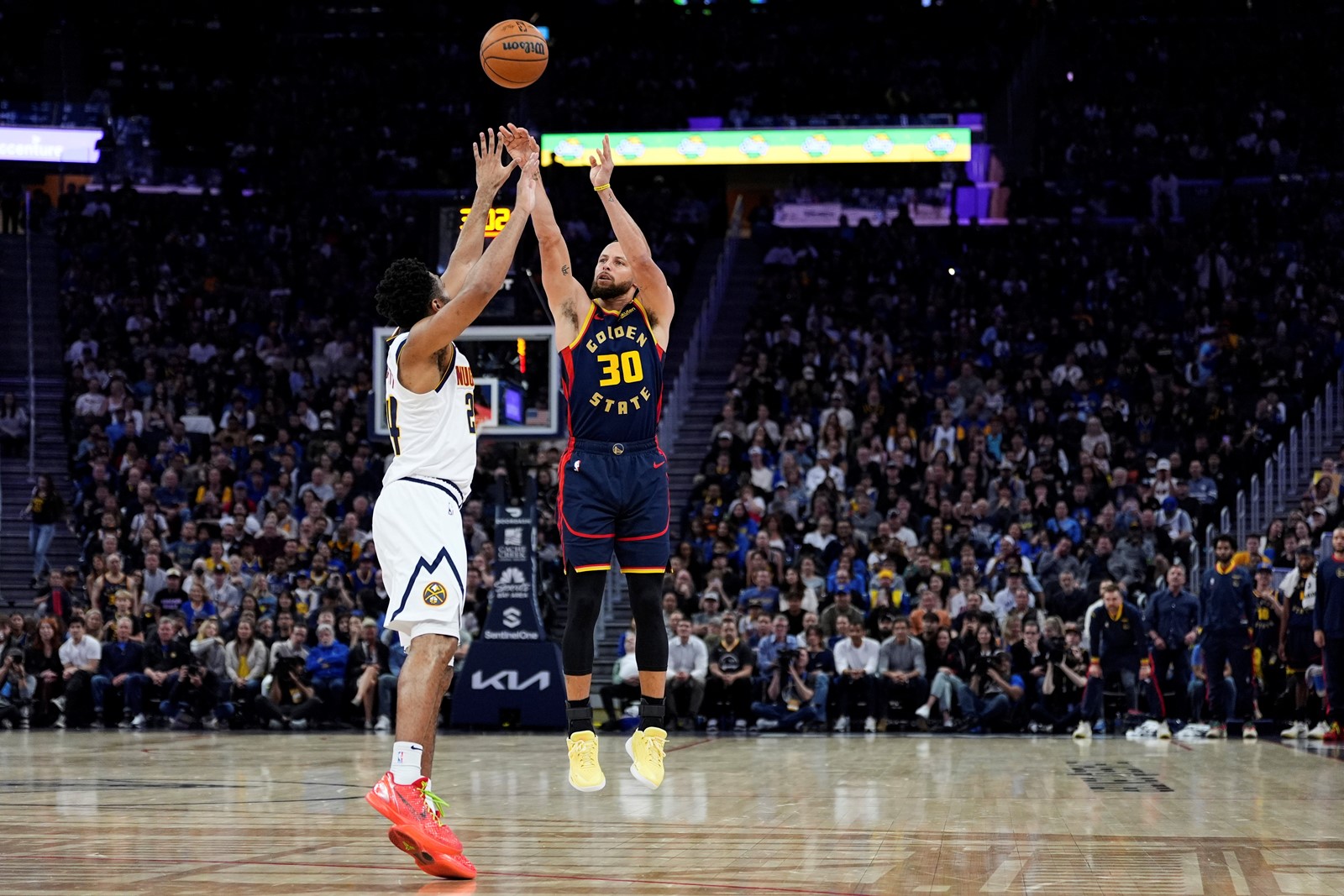 Nuggets_Warriors_Basketball_81115--73012_1091636221.jpg
