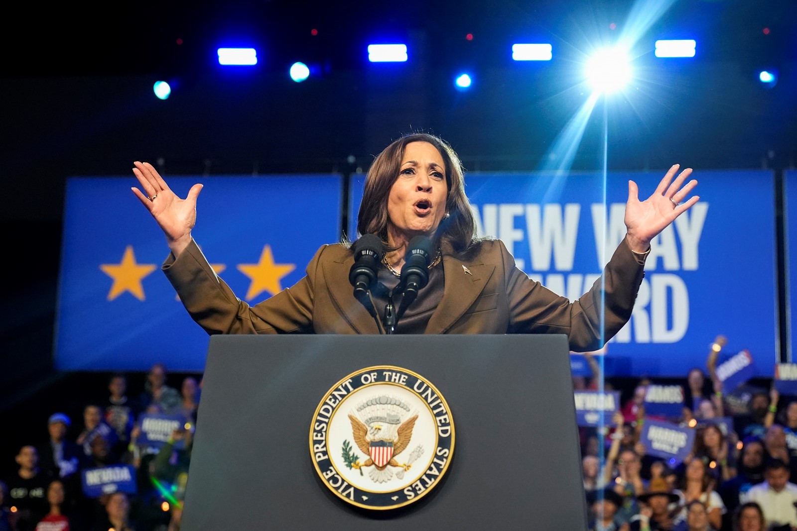 Election_2024_Harris_60006--a44e8_1084627807.jpg