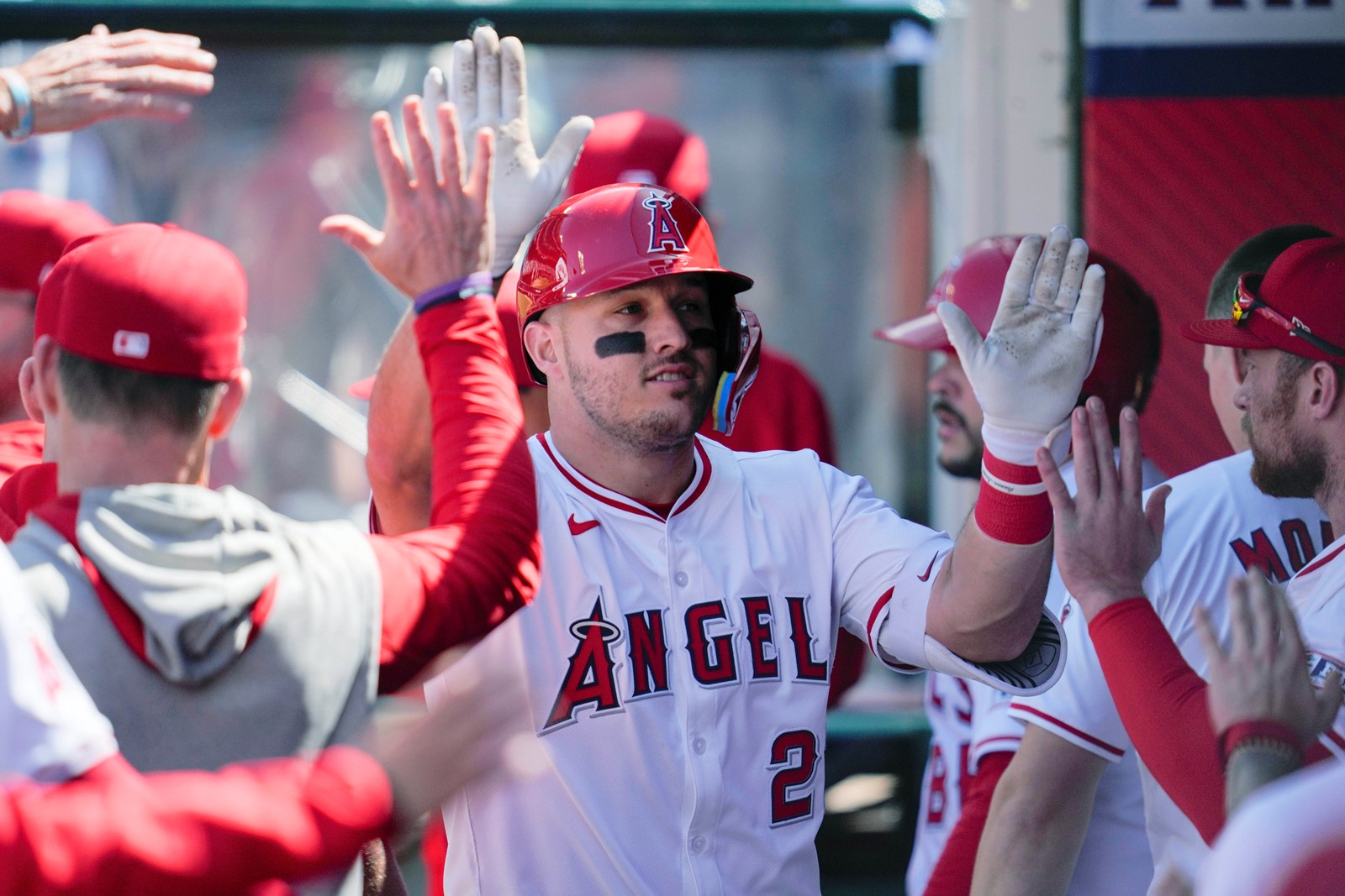Angels_Trout_Baseball_73734--0eba3_1089896798.jpg