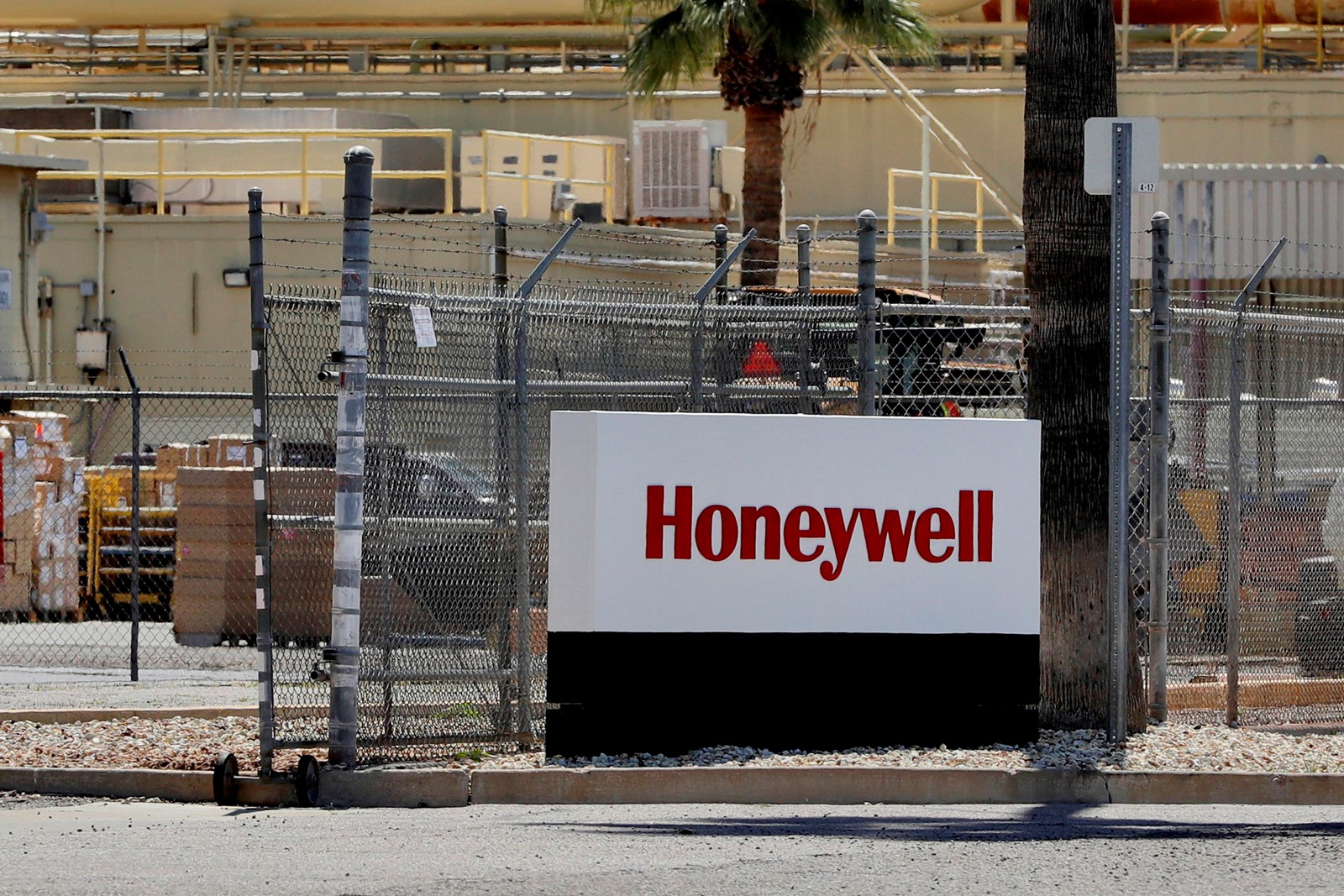 Honeywell_Split_67992--f4f7d_1089496587.jpg