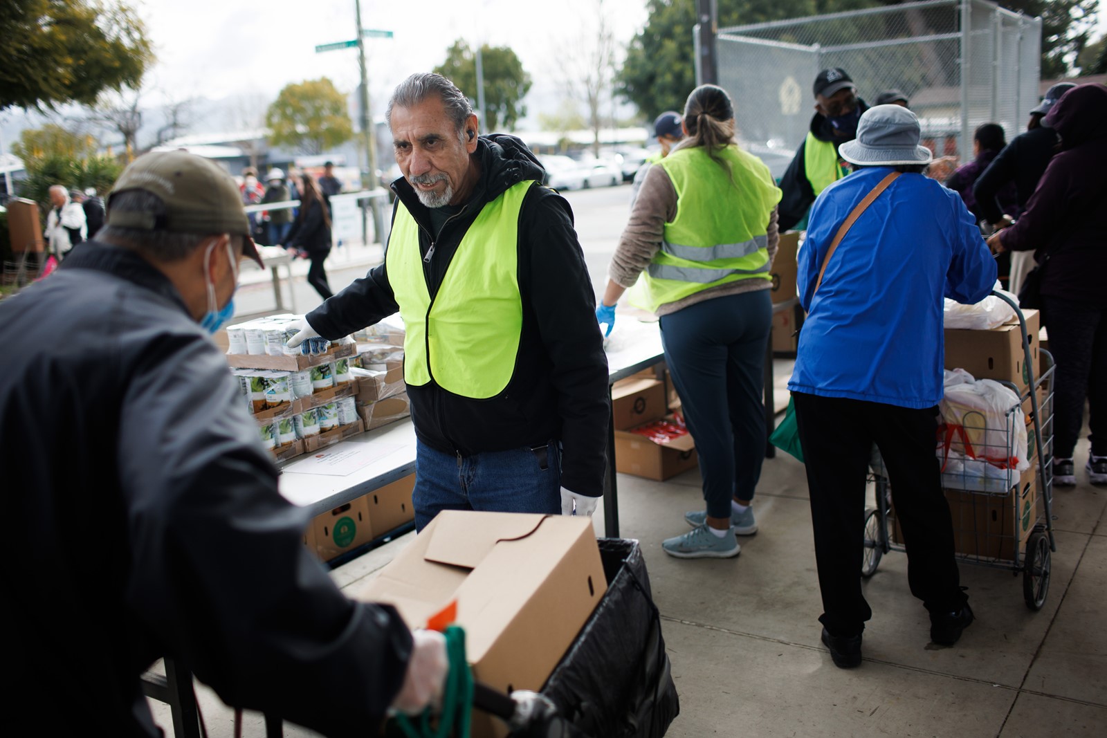 0707_NWS_SJM-L-SJNFOODBANK-0708-1_1080914656.jpg