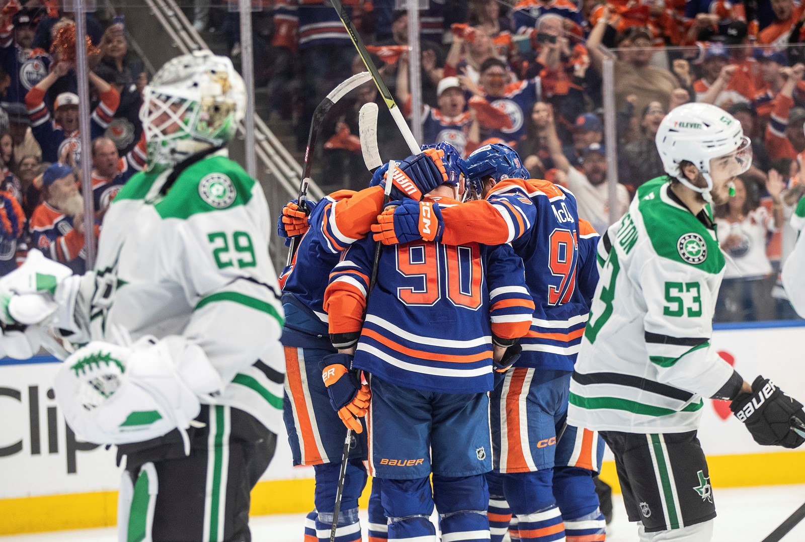 Stars_Oilers_Hockey_10020--d6d81_1093599660.jpg
