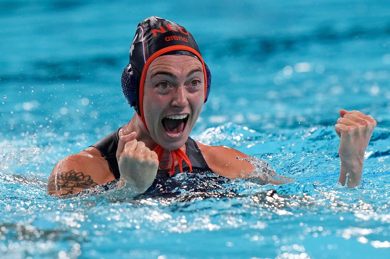 STC-L-USWWPOLO-0811-01_1082502084.jpg