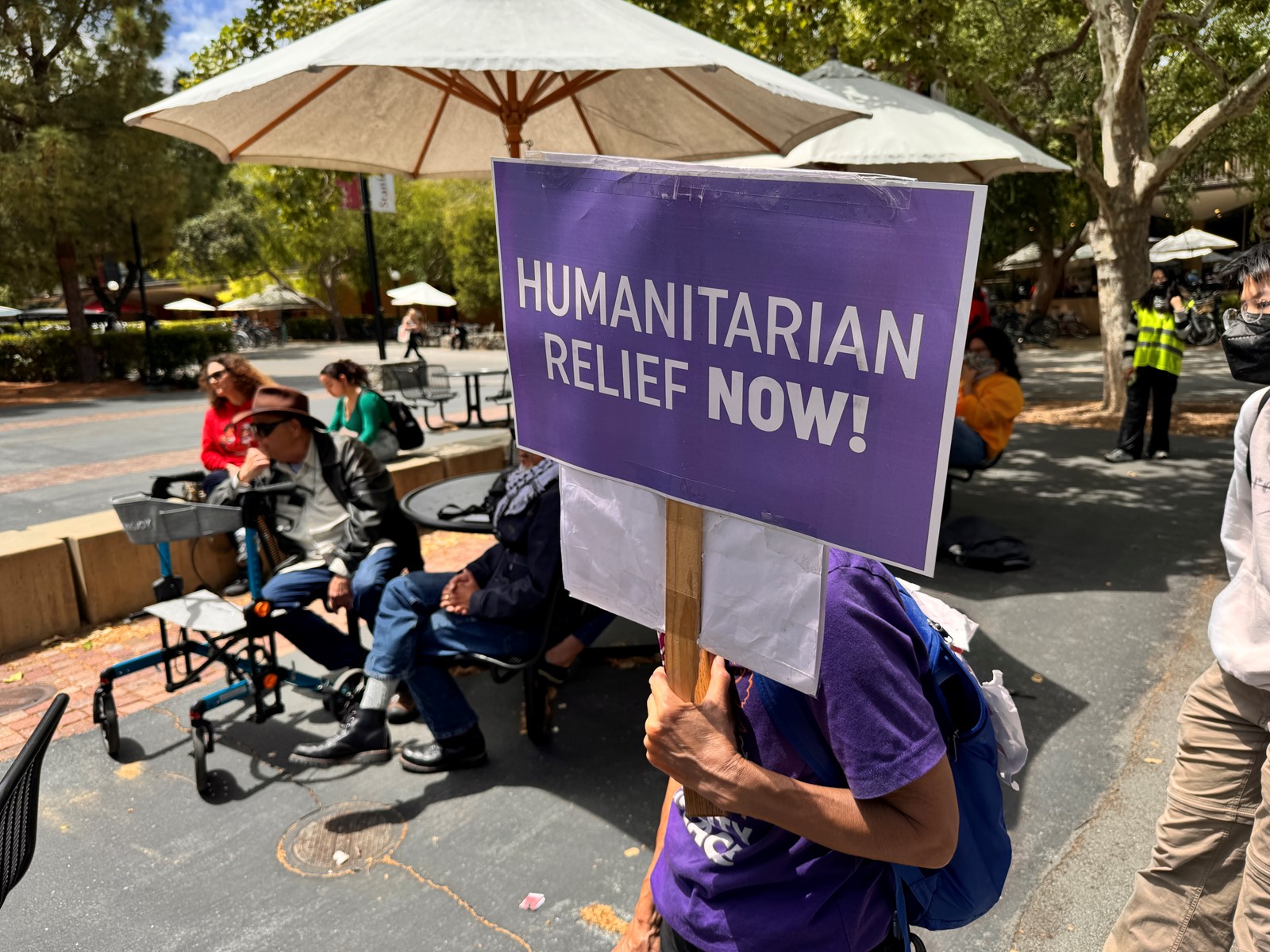 0513_NWS_STANFORDPROTEST_1093050766.jpg