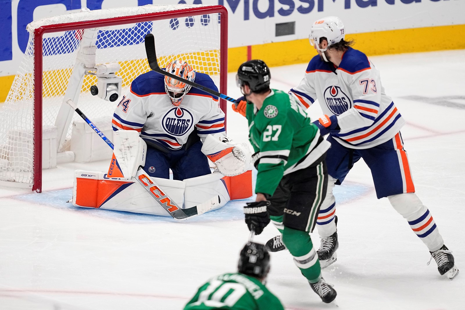 Oilers_Stars_Hockey_86026--95efb#1_1079177442.jpg