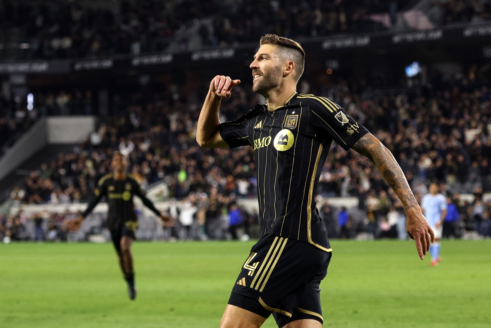 0301_NWS_LDN-L-LAFC-0302-08_1090364156.jpg