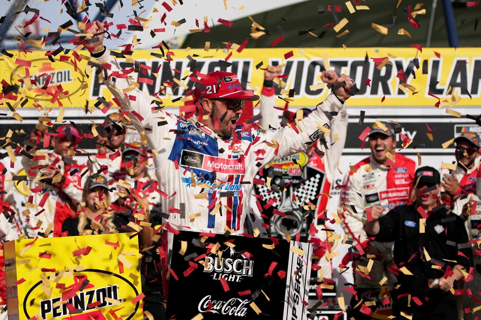 NASCAR_Las_Vegas_Auto_Racing_77754--e217e_1090904913.jpg