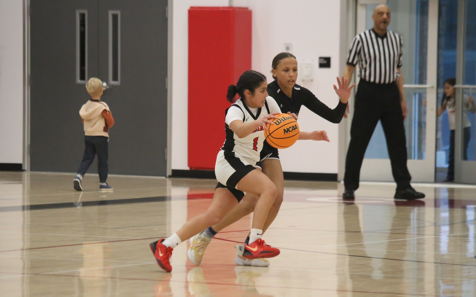 WCGIRLSSTATE_1090500768.jpg