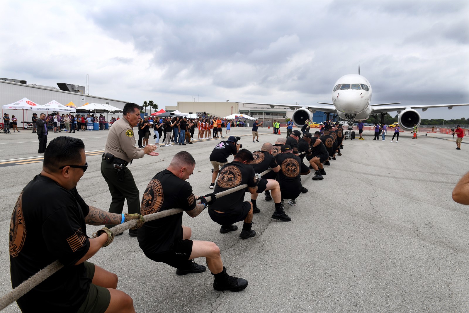 0913_NWS_LPT-L-PLANE-PULL-0914-20_1097490624.jpg