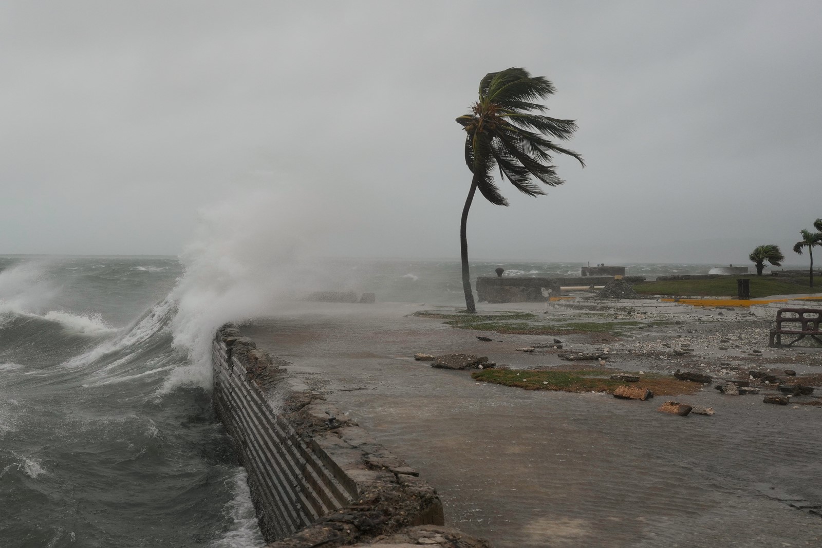Jamaica_Extreme_Weather_13291--d94e3_1099239014.jpg