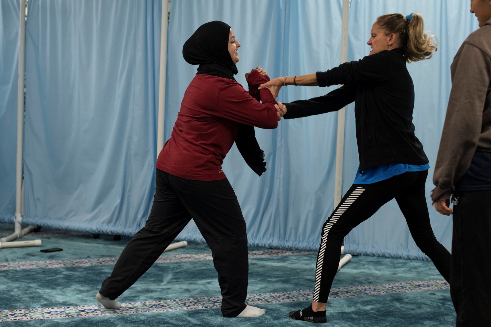 TDP-Z-islamic-center-self-defense class-120322-rw-05.JPG_1057722751.jpg