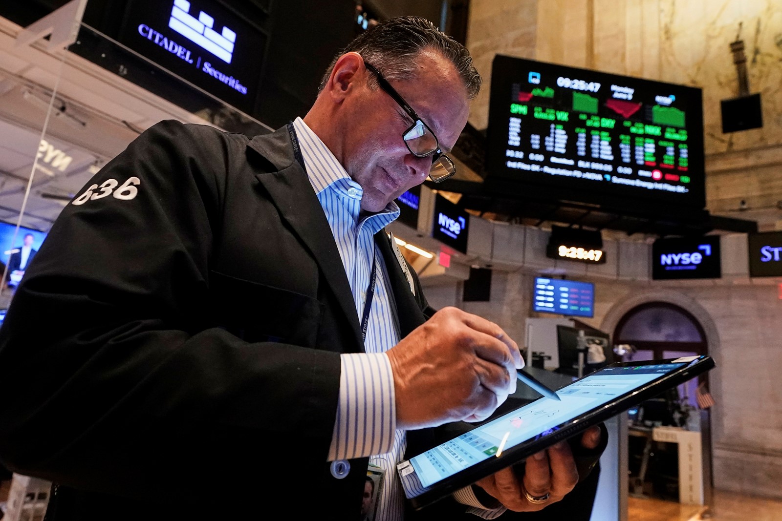 Financial_Markets_Wall_Street_50807--725ec_1094067338.jpg