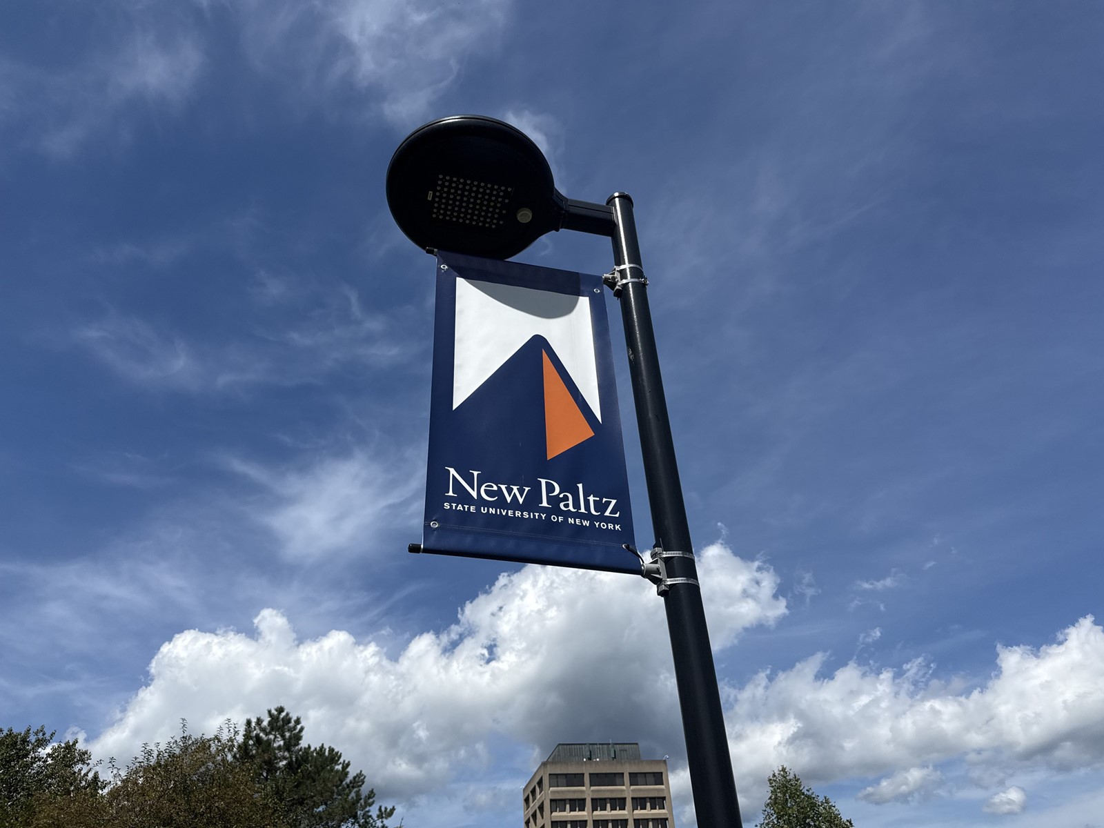 DFN-L-090625-suny-new-paltz-01-rotated_1097158010.jpg
