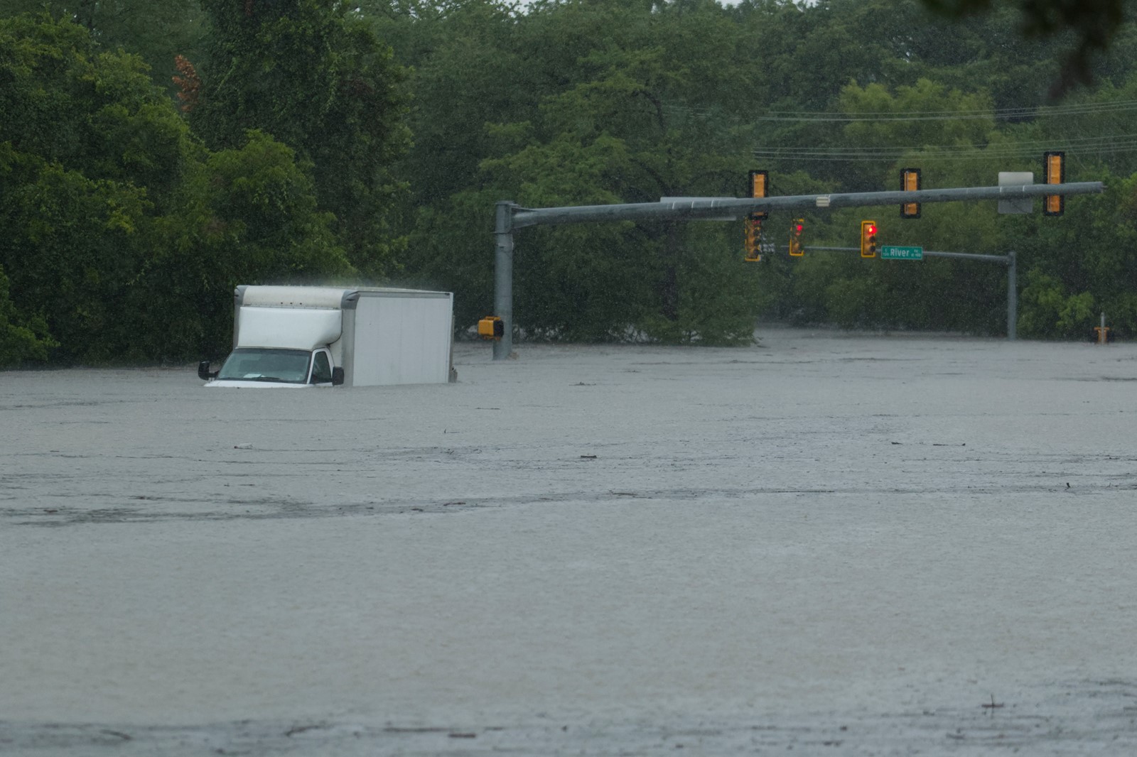 Texas_Floods_56295--ba9b5_1108882251.jpg
