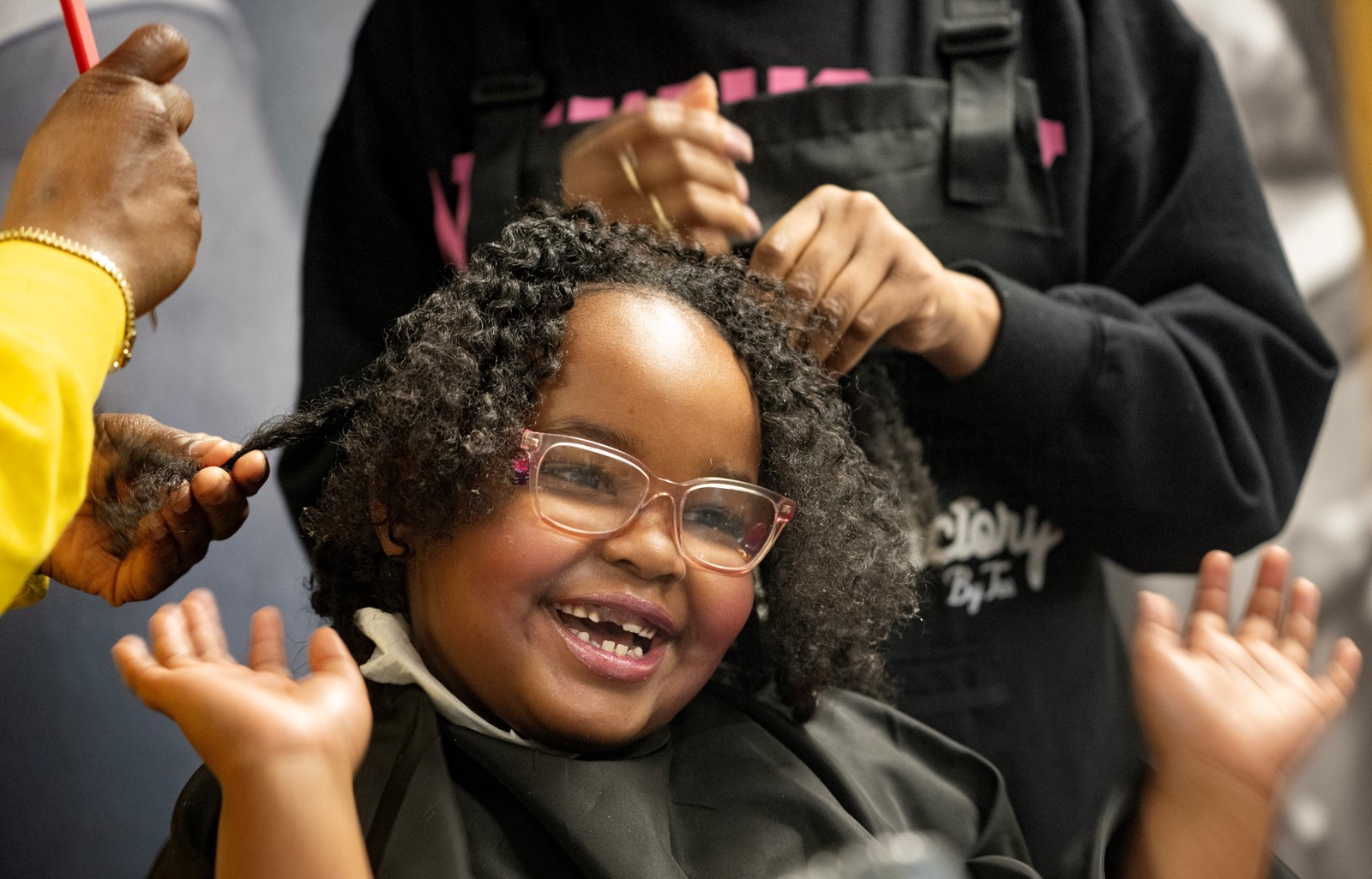 0119_NWS_PAS-L-HAIR-MUTUALAID-0119-01-MS_1088814513.jpg