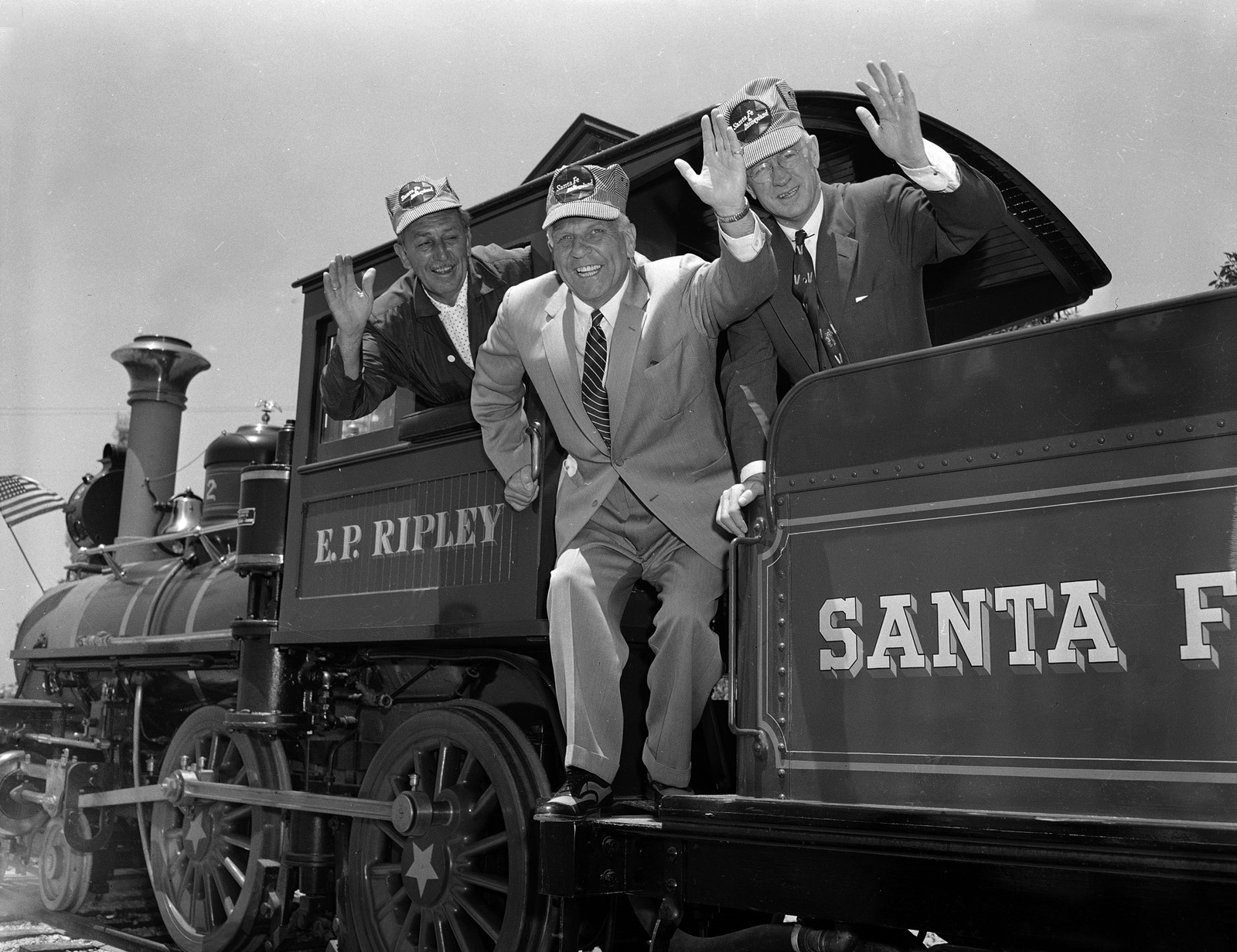 OCR-L-DISNEYLAND-TRAIN-0401-05_1094955821.jpg