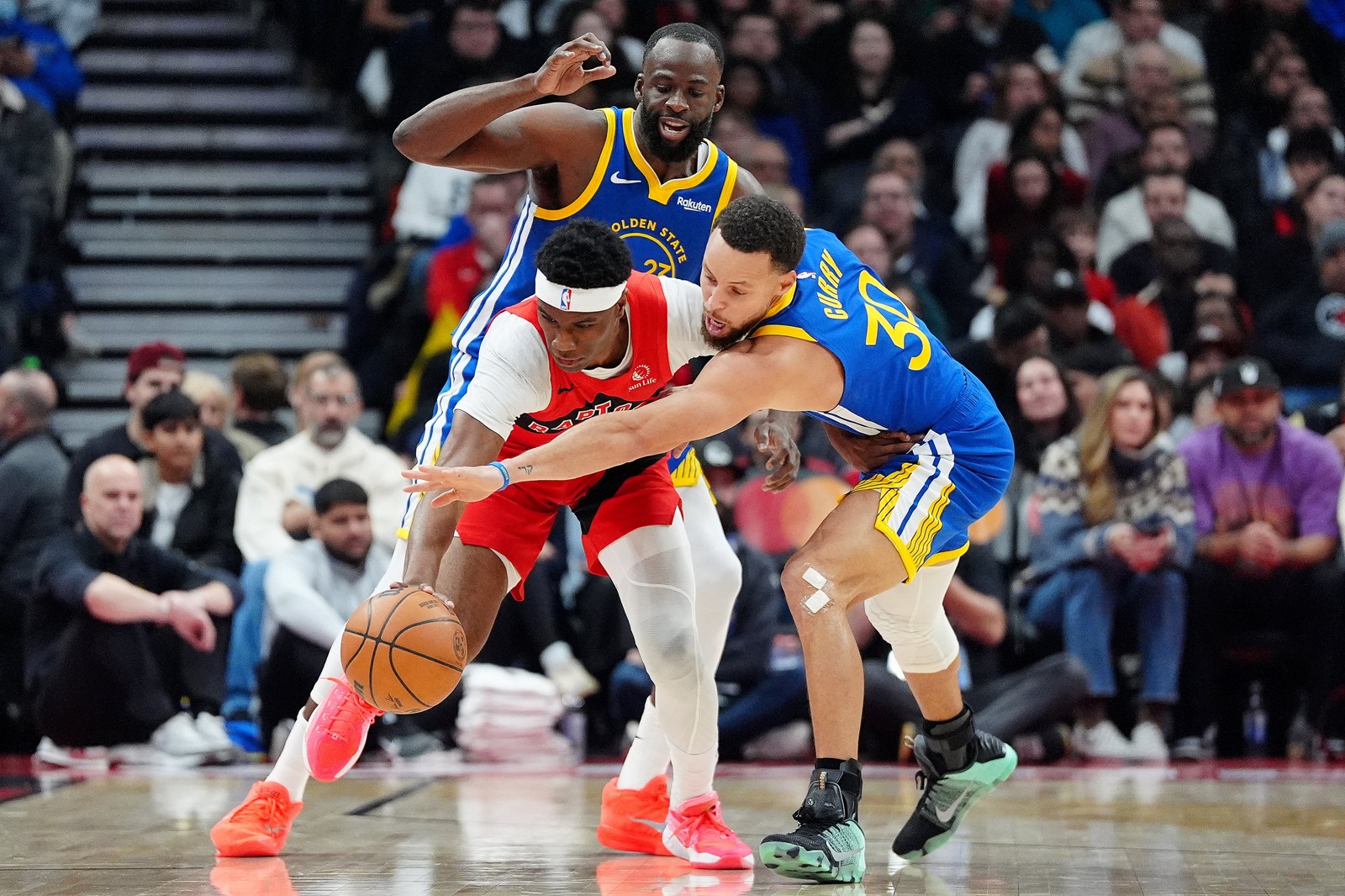 Warriors_Raptors_Basketball_23525--bc875_1101499401.jpg