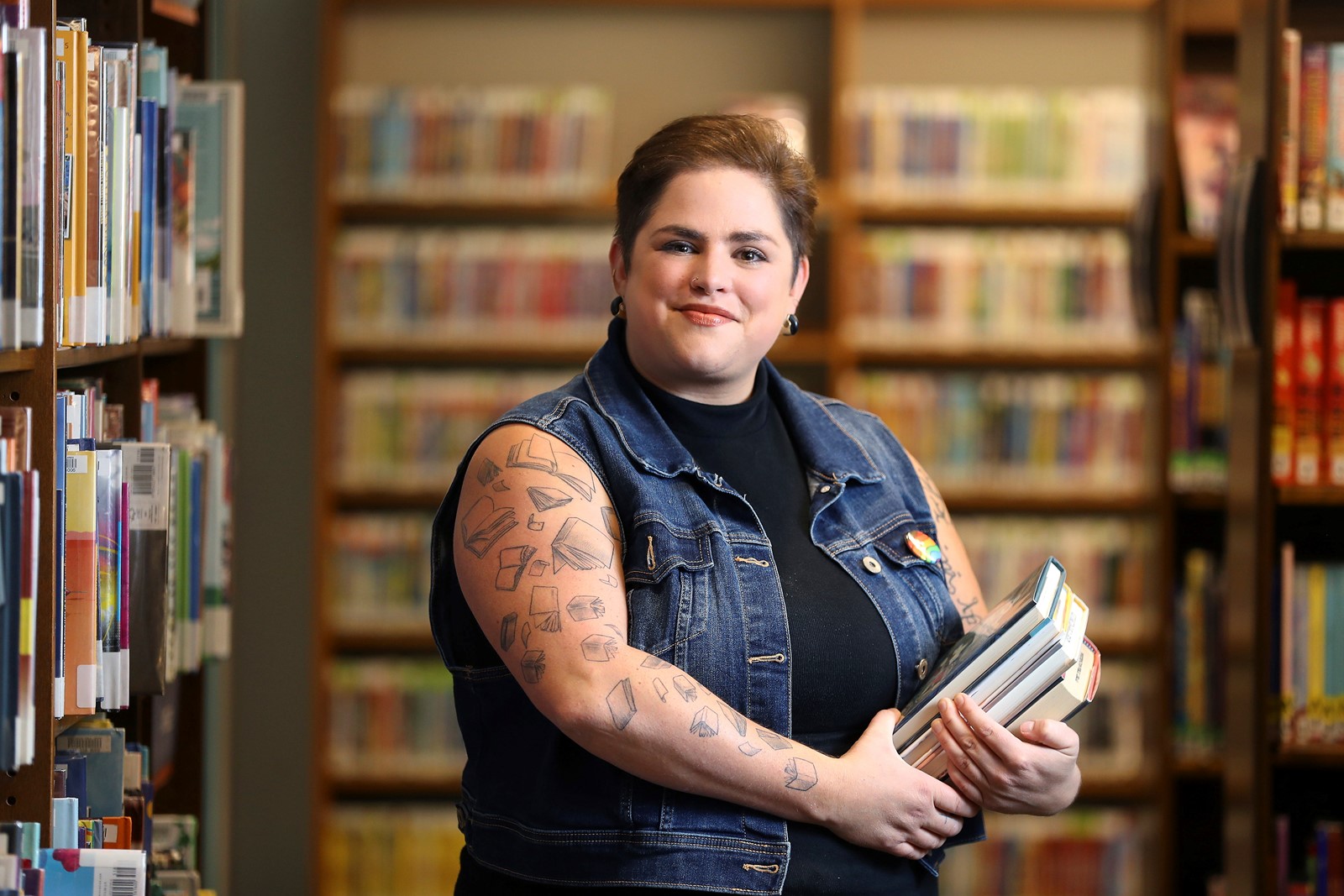 LGBTQ_Library_Workers_23324--3b17a_1080321342.jpg