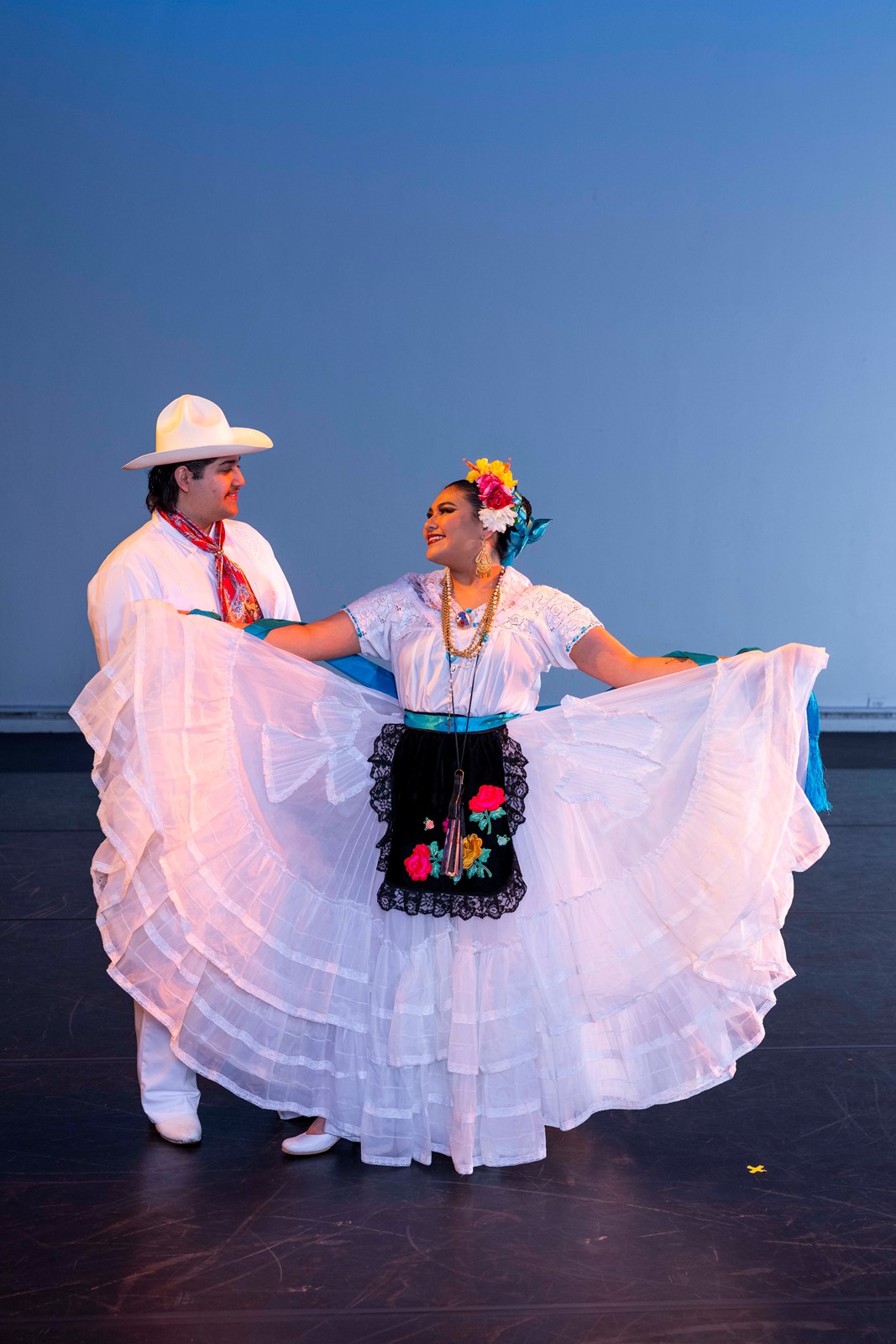 FIESTA1_1089908210.jpg