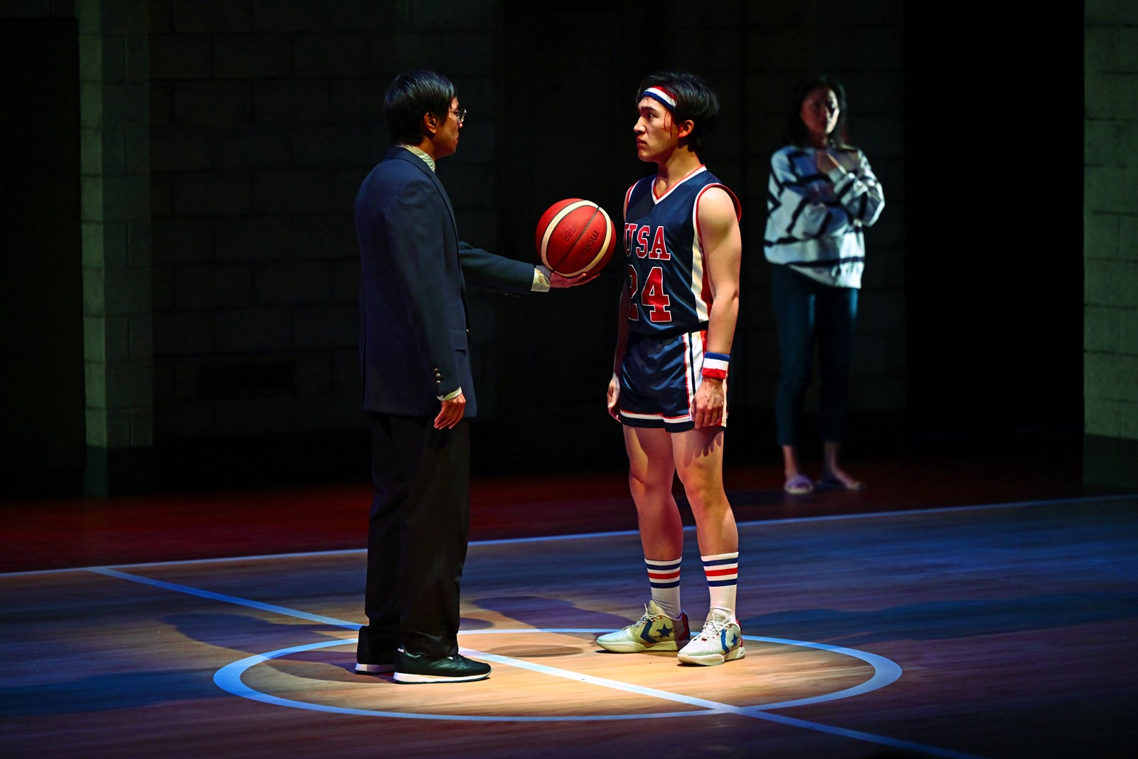SJM-L-SPORTPLAY-0405-1_1077053613.jpg