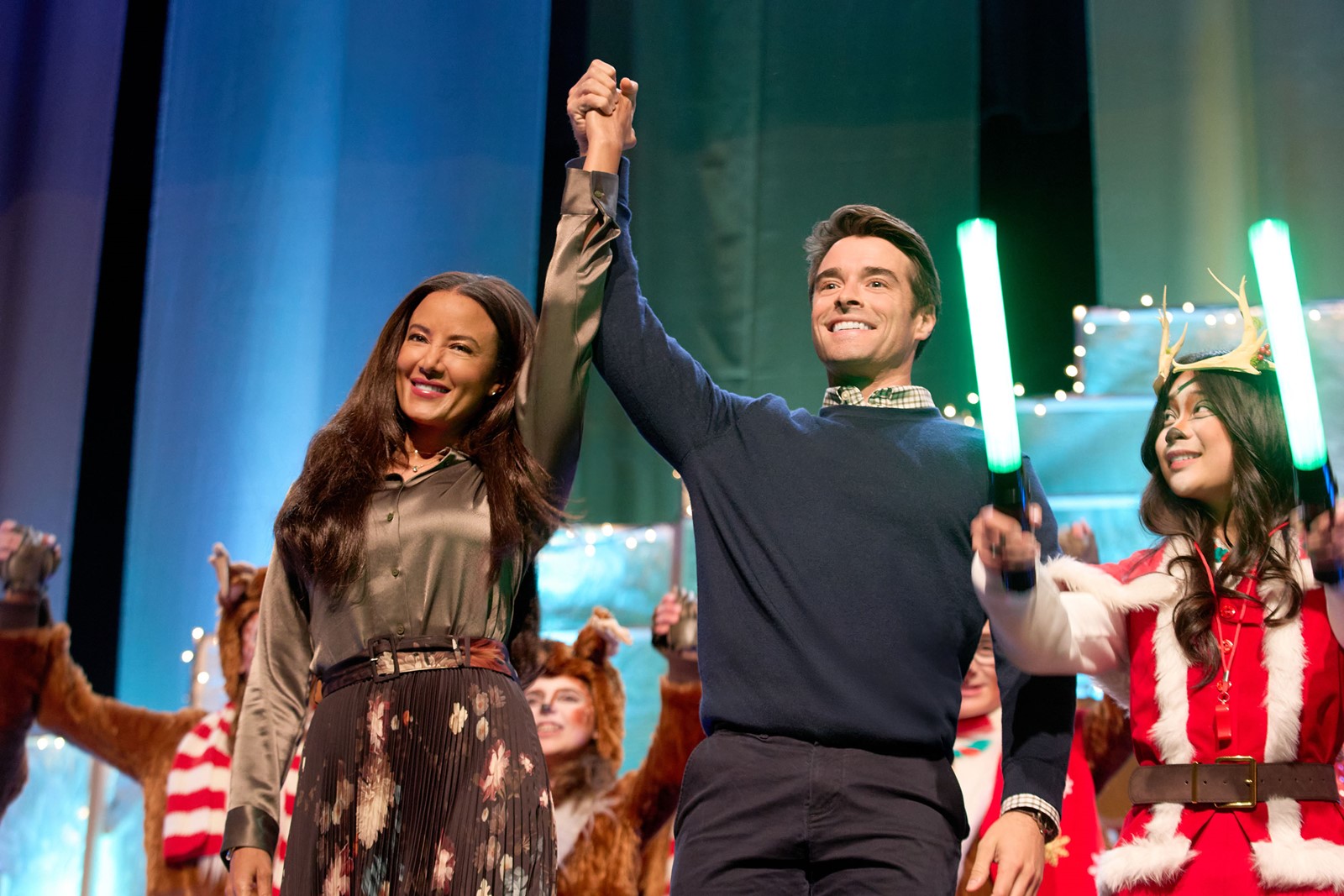 202512261125MCT_____PHOTO____ENTE-TV-HALLMARK-HOLIDAY-EMPIRE-2-MCT_1101447631.jpg