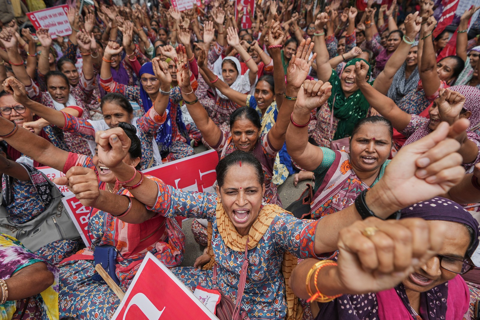 India_Strike_91853--42161_1095134860.jpg