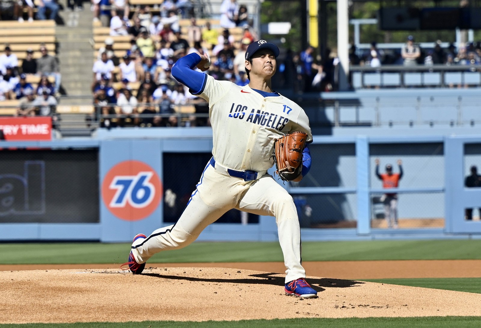 0705_NWS_LDN-L-DODGERS-0706-KB12_1095024110.jpg