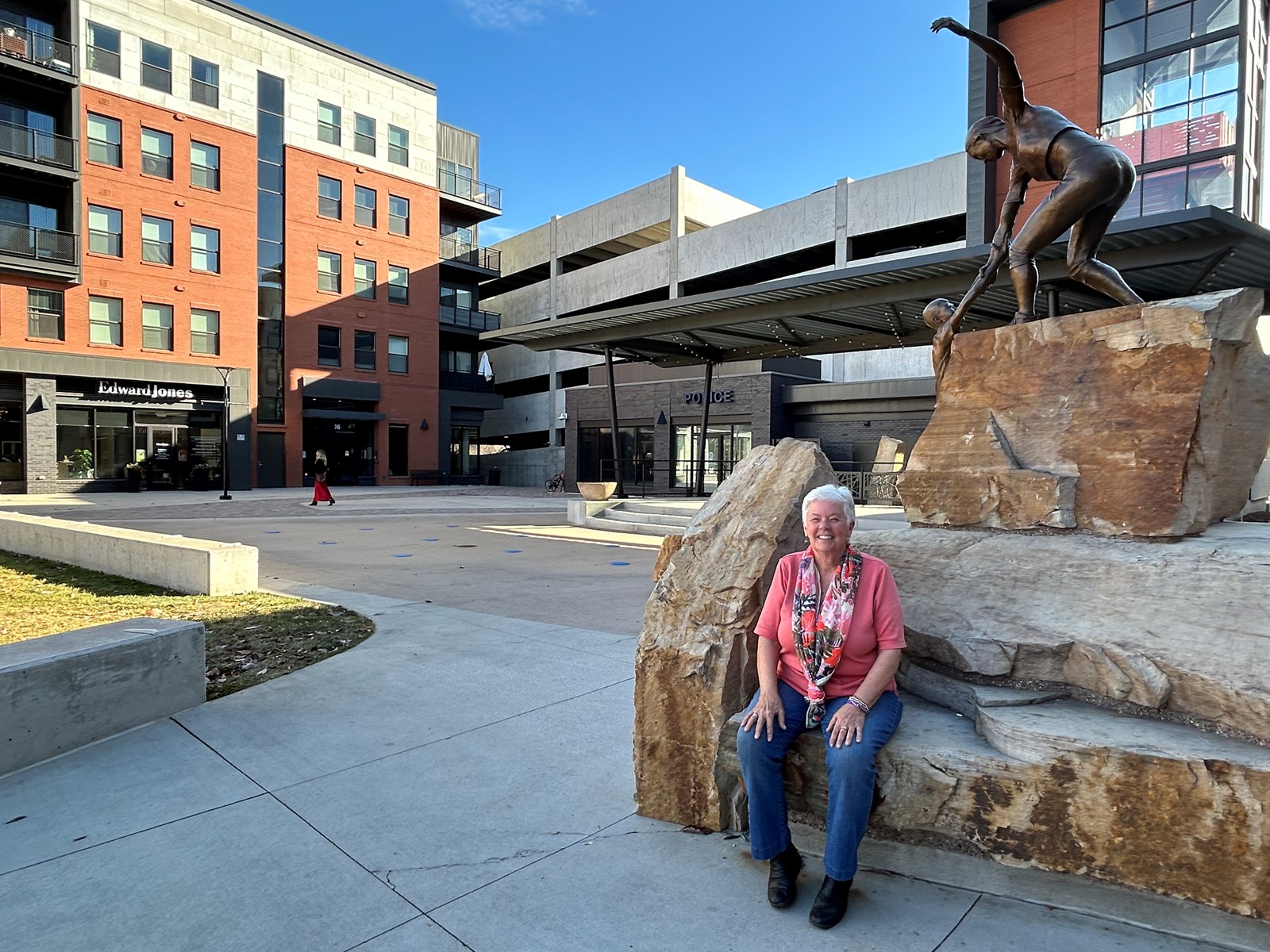 RHC-L-Kathi-Wright-5Q_1099979795.jpg