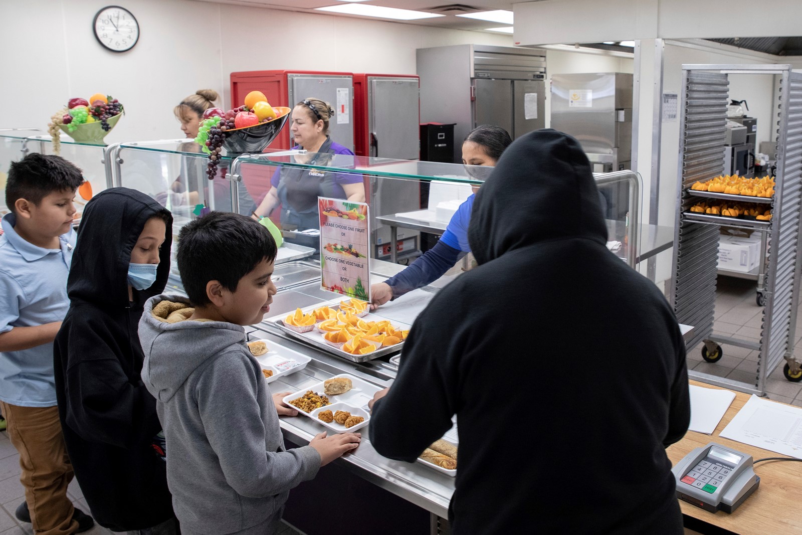 Hungry_Kids_54595--3adeb_1060422523.jpg