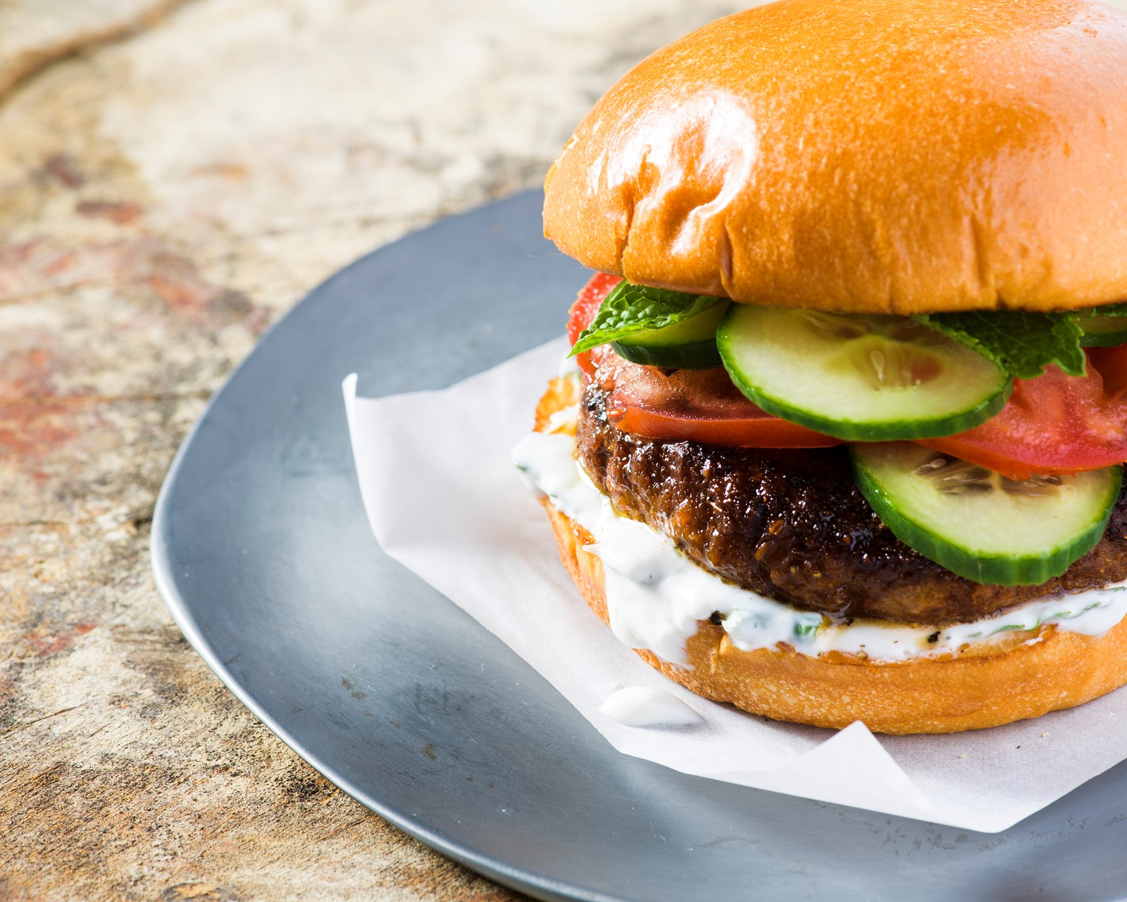 Food-MilkStreet-Indian_Spiced_Pork_Burgers_13549--b3493_1095321672.jpg