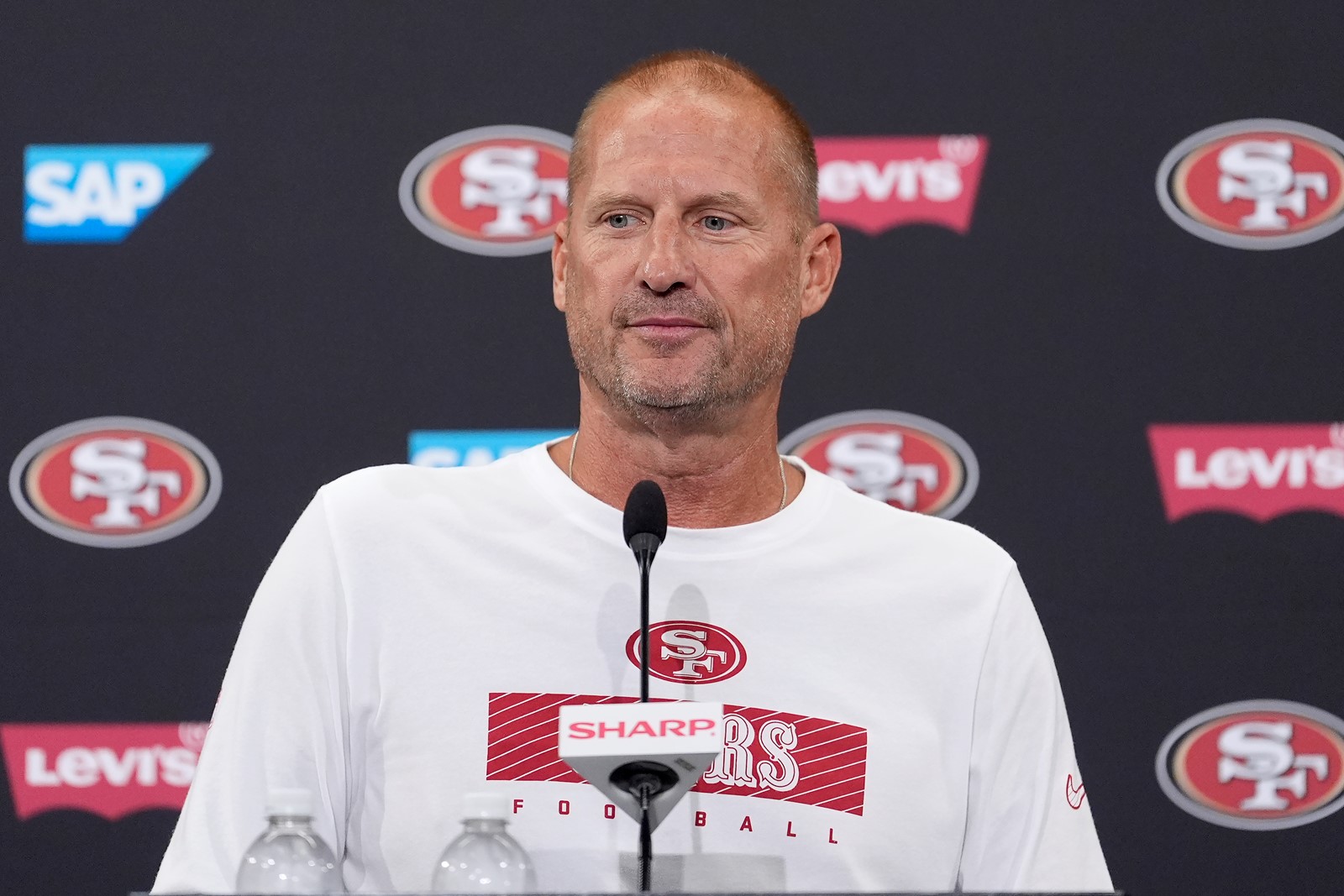0107_NWS_49ers-Schneider-Football_217602170_1088368501.jpg