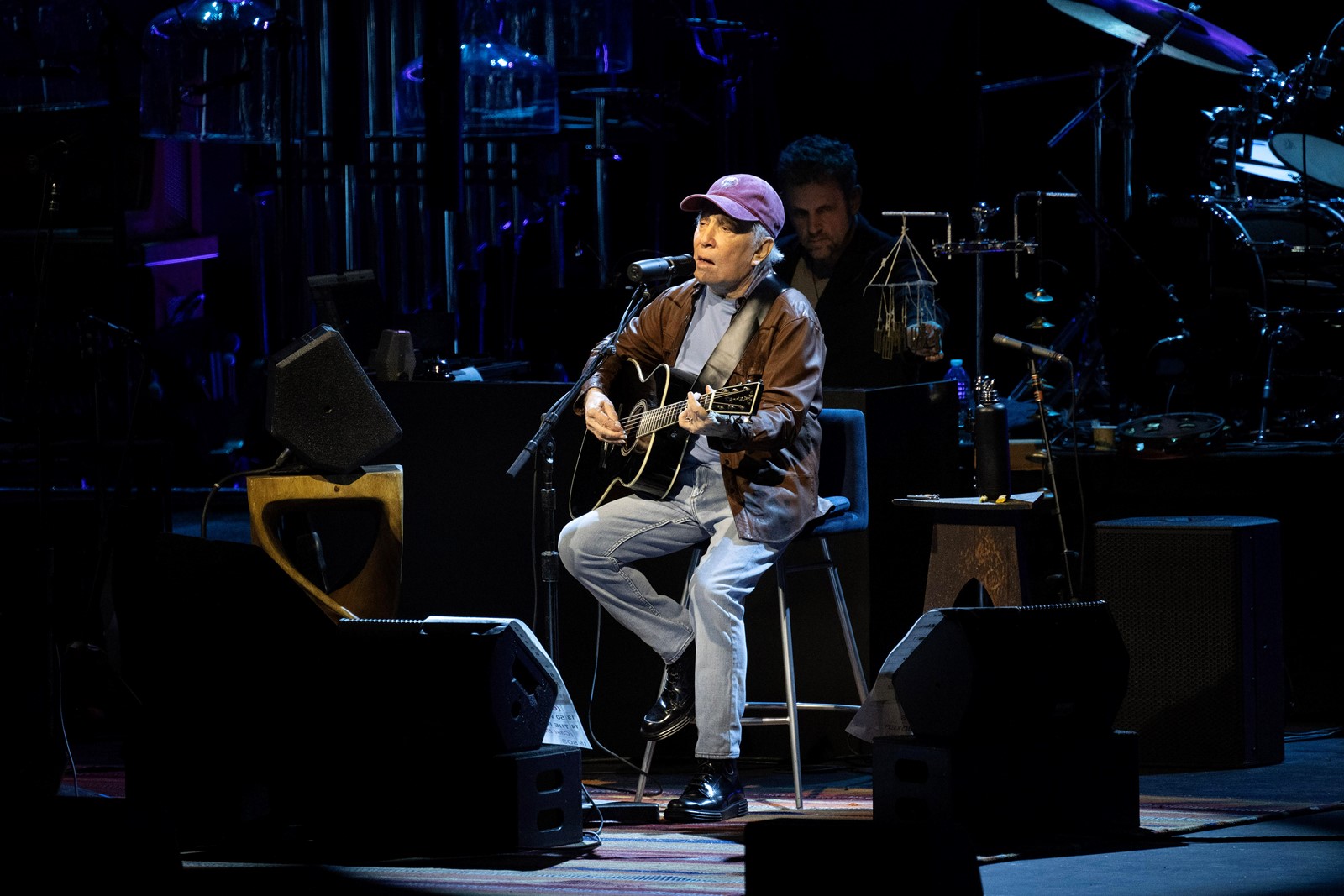 LPT-L-PAULSIMON-0710-DK-06_1095151657.jpg
