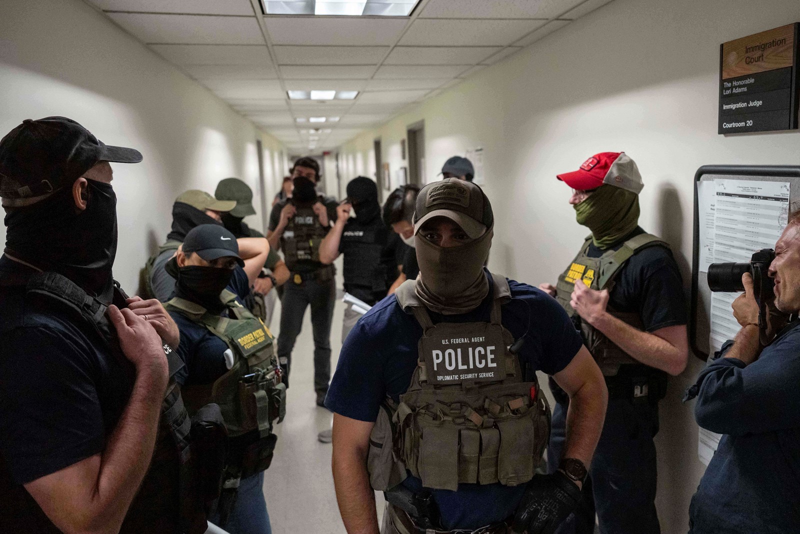 Immigration_Arrests_New_York_22392--8317a_1095396970.jpg