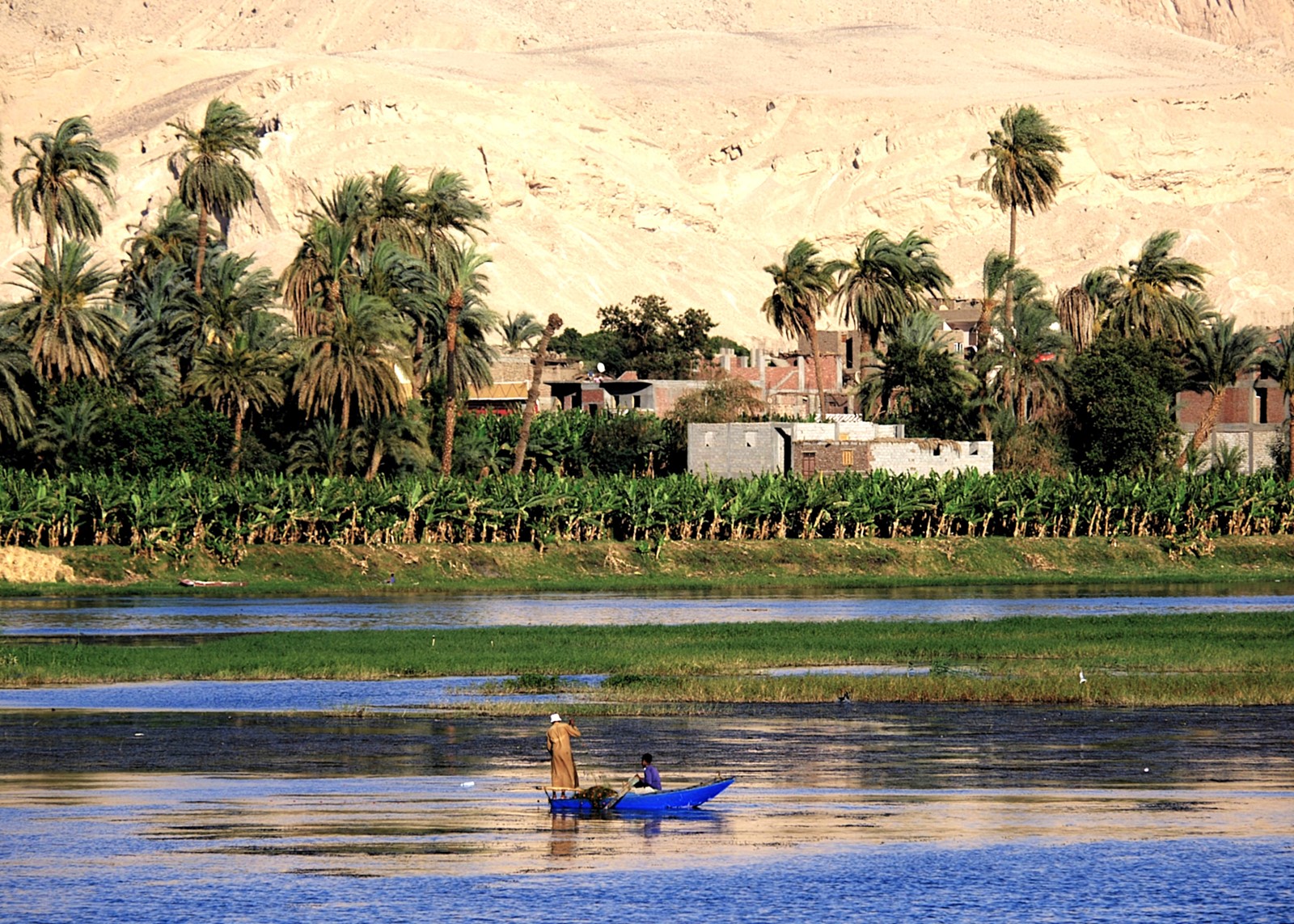 OCR-L-NILE-CRUISE-0706-01_0e8a8a_1094596305.jpg