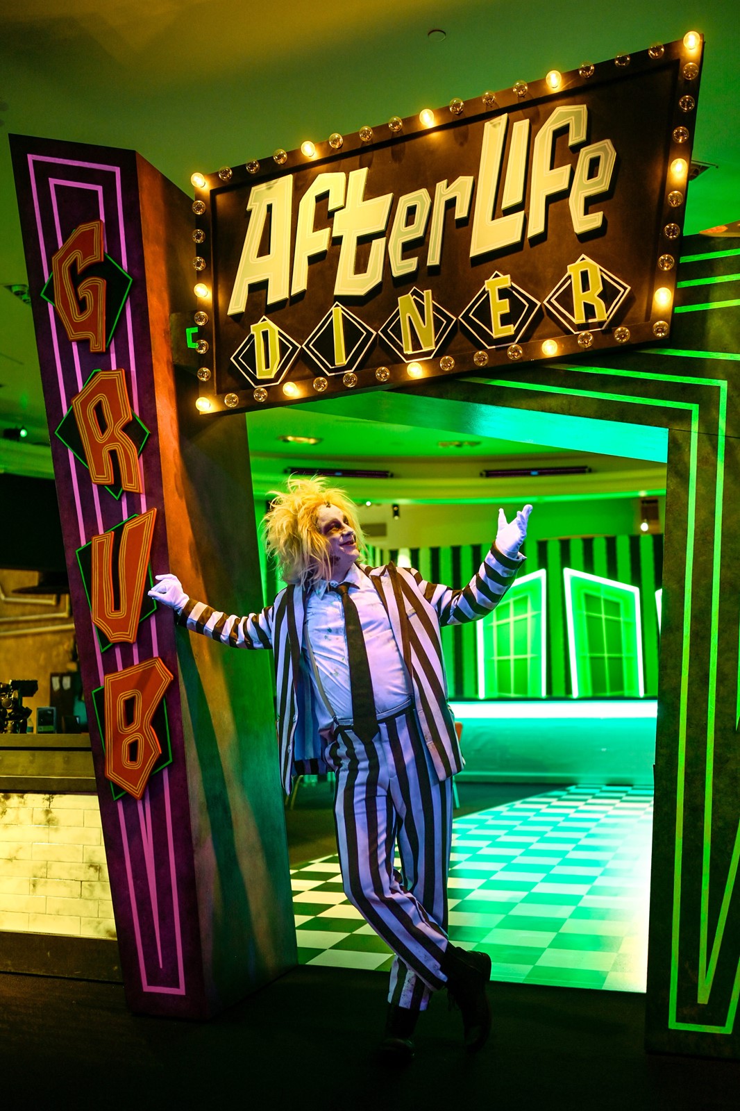 0821_NWS_LDN-L-BEETLEJUICE-0830-DC-4_1082900152.jpg