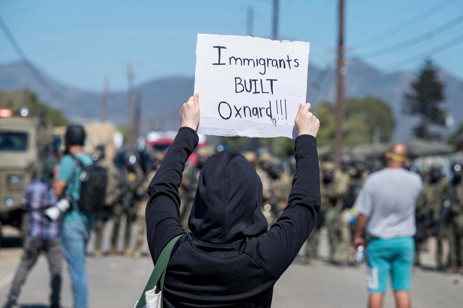 Immigration_Raids_California_Farm_18477--e1329_1095338320.jpg