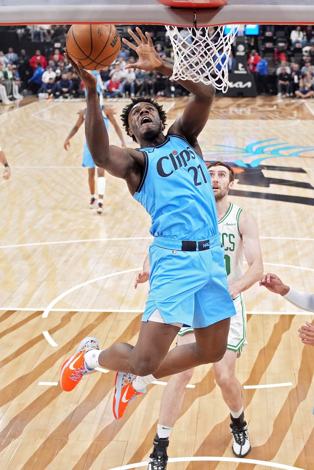 Celtics_Clippers_Basketball_72055--9a23d_1088956681.jpg