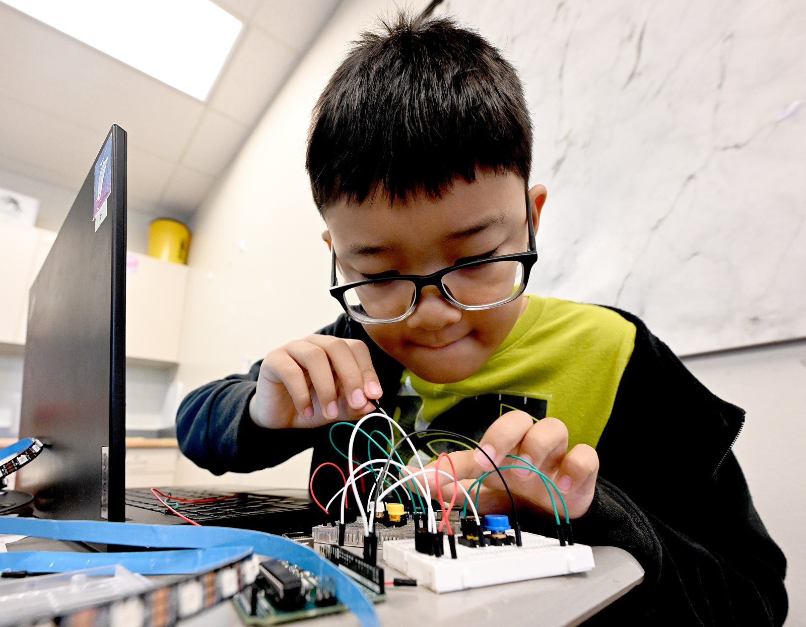DCC-L-SVVSDStem61_1095515242.jpg