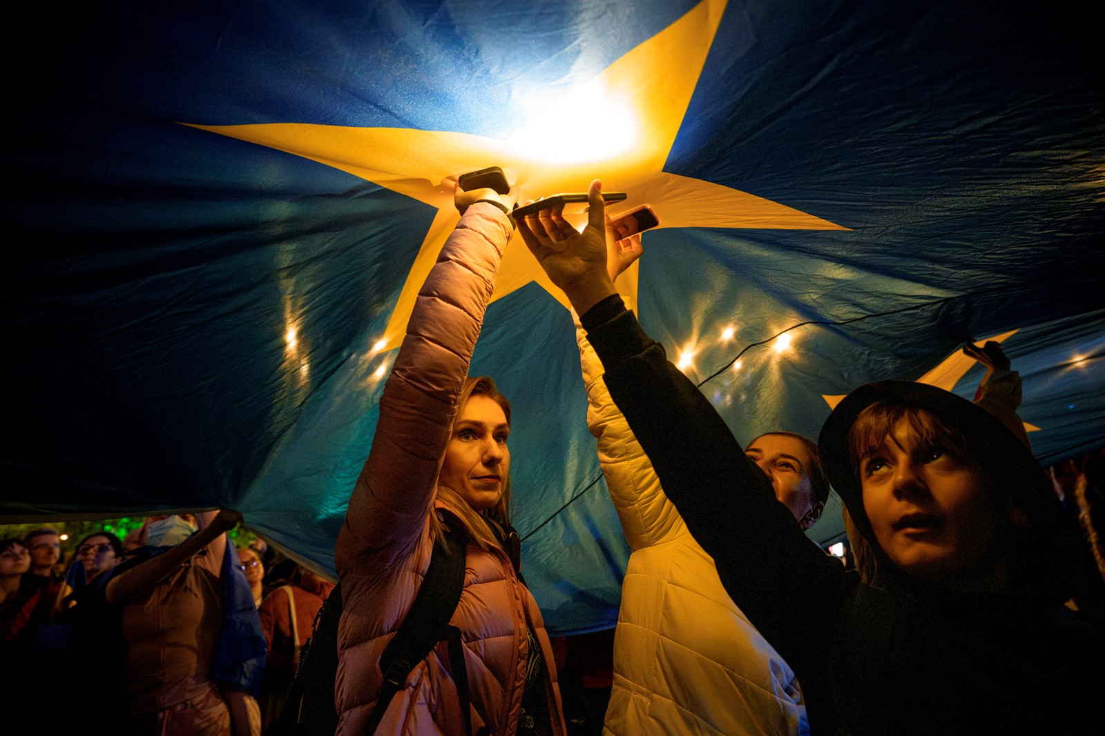 APTOPIX_Romania_Election_30373--30187_1092918505.jpg