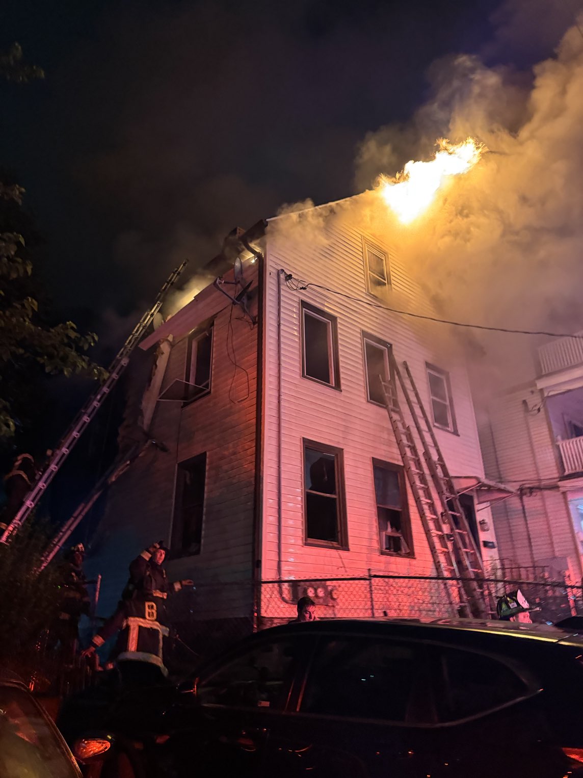 poplar-fire_1095303433.jpg