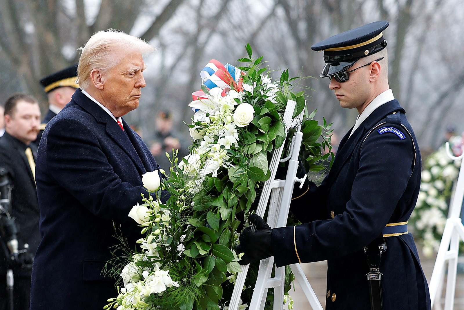 NY_IC_1052211971_1052268311_010-0120_AFP-Getty_President-Elect Trump Attends Wreath Laying Ceremo#9.jpg