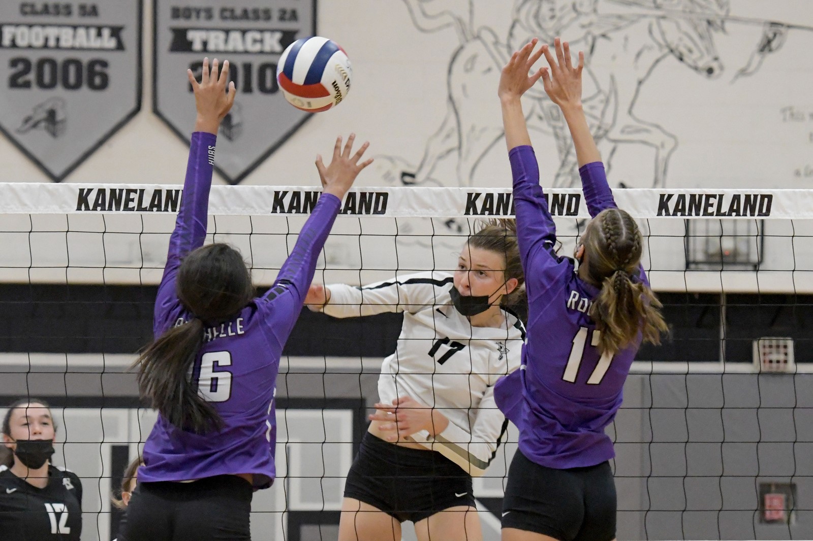 CT_IC_1017775941_1017813877_012-0922_abn-gvb-kaneland-st-0922_5.jpg