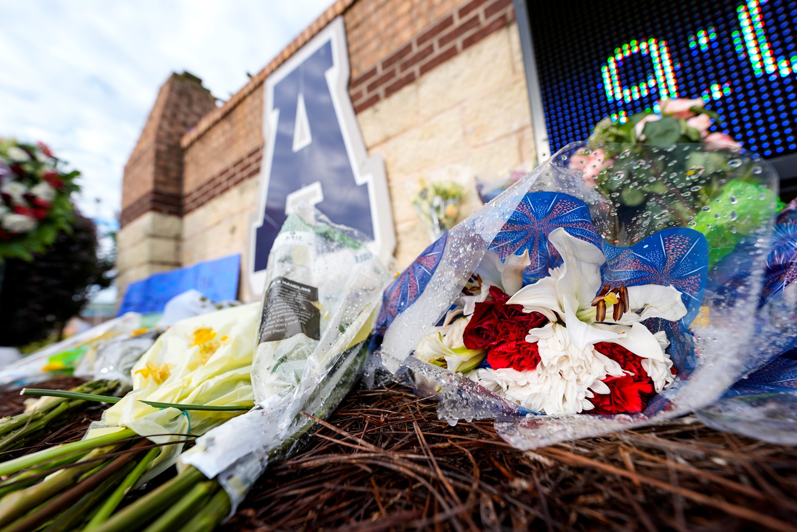CT_IC_1048412690_1048479491_006-0908_Georgia_School_Shooting_44993--cdbdf#1.jpg