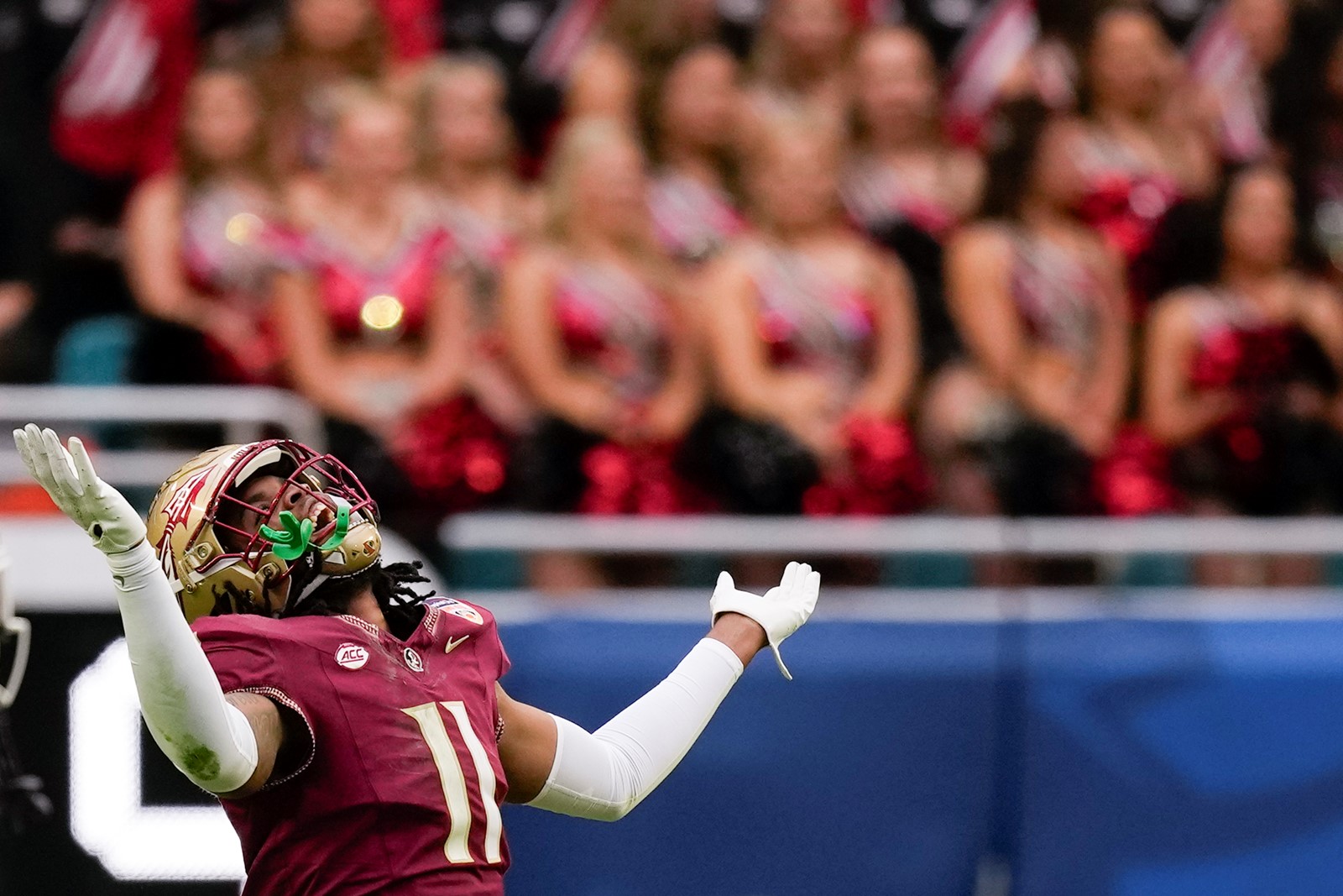 OS_IC_1047781120_1047745598_009-0825_Orange-Bowl-Football-1.jpg