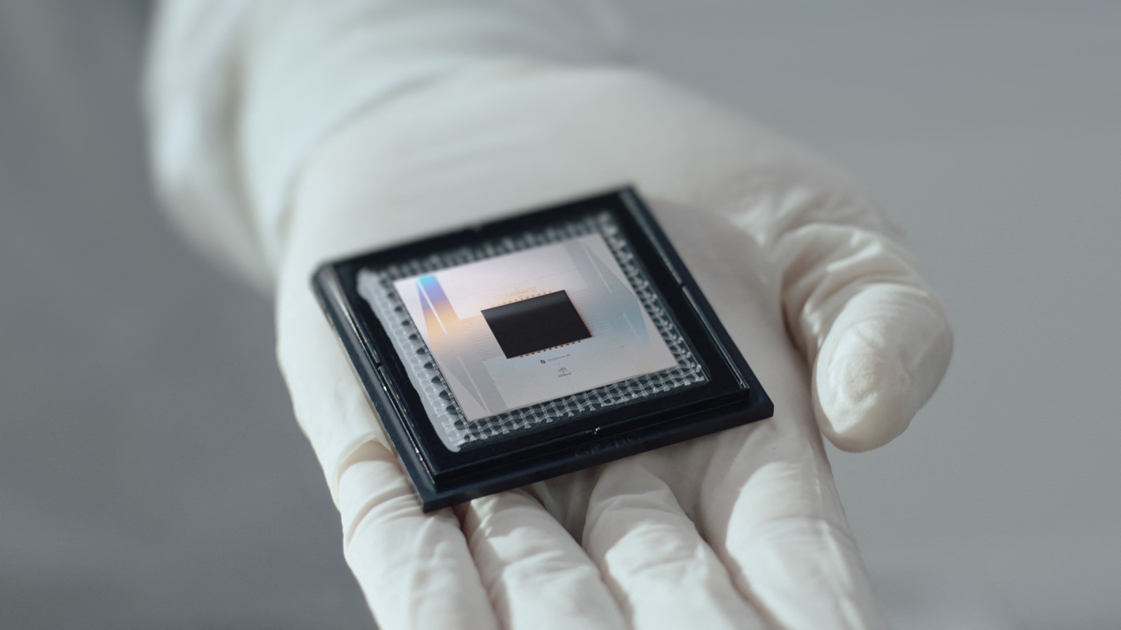OS_IC_1051228658_1051205375_003-1212_AFP-Getty_US-INTERNET-TECHNOLOGY-SEMICONDUCTORS-GOOGLE.jpg